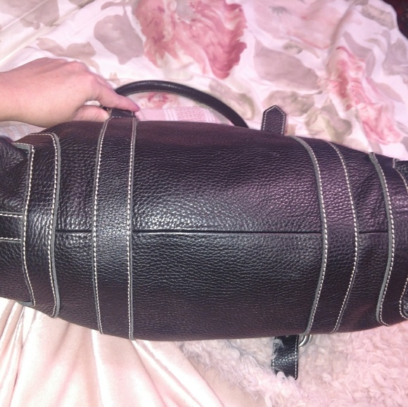 SOLD Authentic Prada handbag - Picture 2 of 8